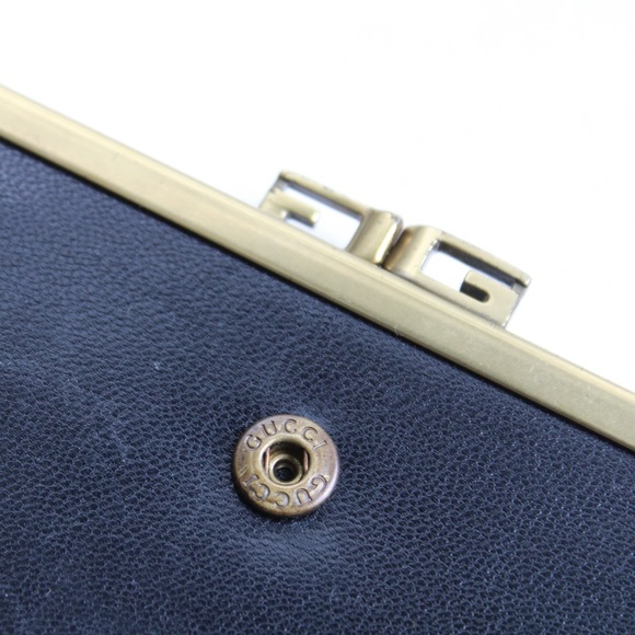 Gucci Vintage Rare Long Bifold Black Leather Clutch Wallet Signature GG Kisslock - Picture 7 of 11